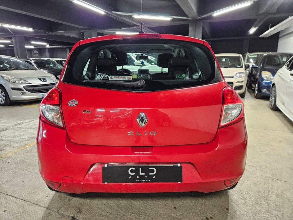 Renault Clio 1.2 16V 3 porte (4)