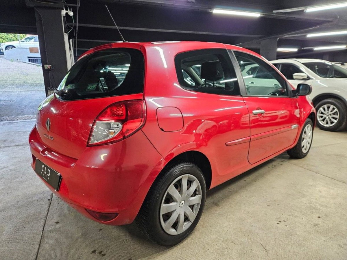 Renault Clio 1.2 16V 3 porte (5)