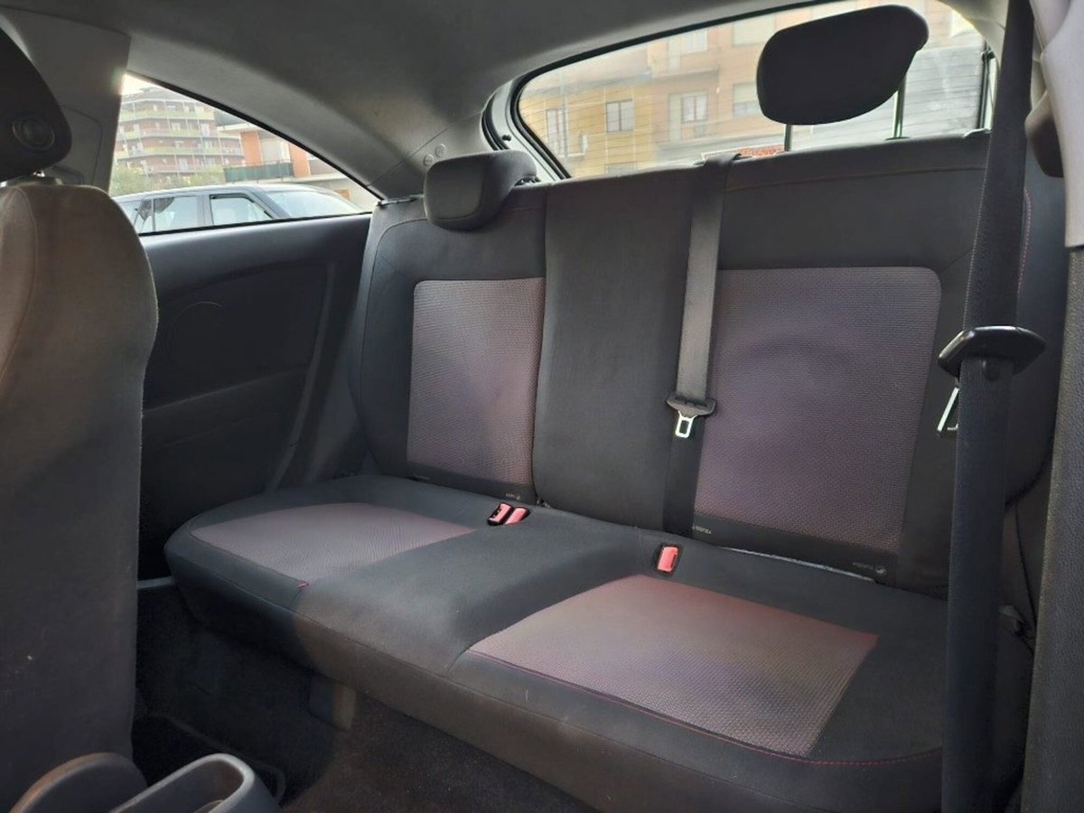 Opel Corsa 1.3 CDTI 75CV 3 porte Enjoy (11)