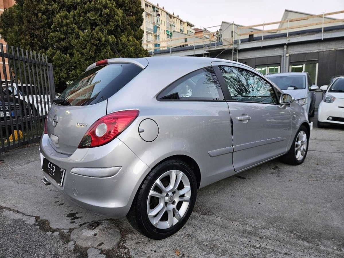 Opel Corsa 1.3 CDTI 75CV 3 porte Enjoy (4)