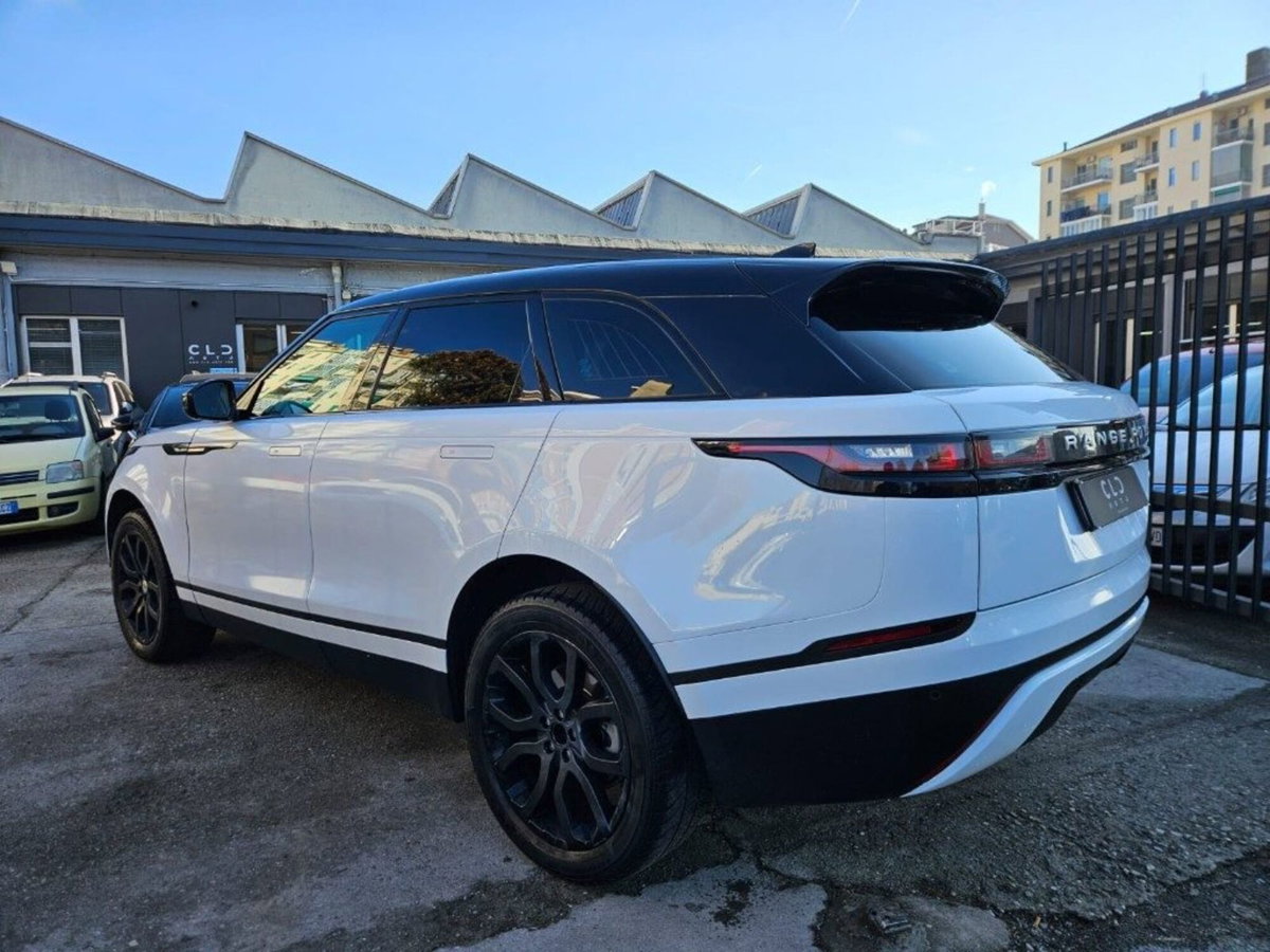 Land Rover Range Rover Velar 2.0 TD4 180 CV (5)