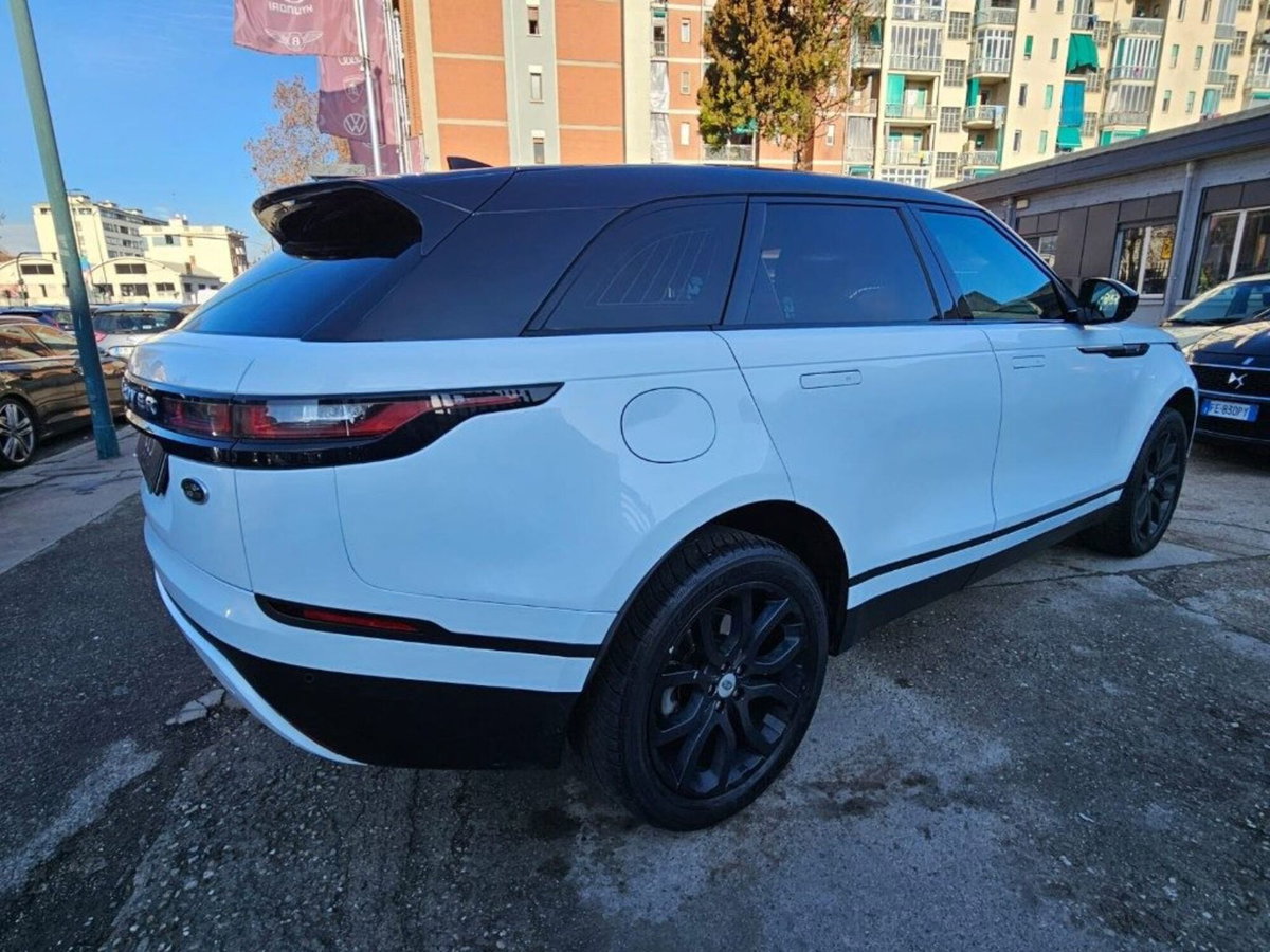 Land Rover Range Rover Velar 2.0 TD4 180 CV (7)