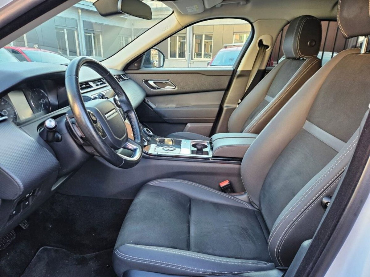 Land Rover Range Rover Velar 2.0 TD4 180 CV (9)