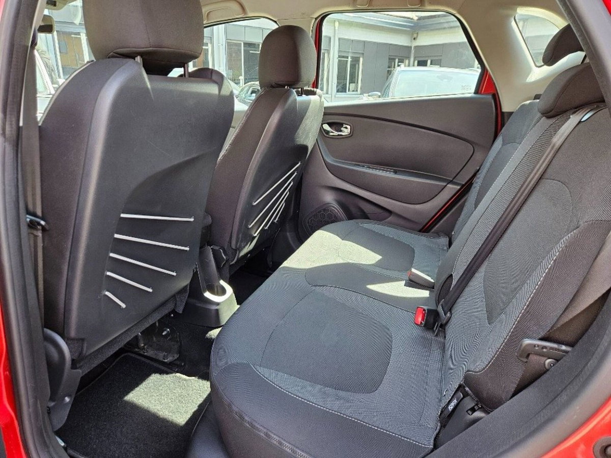 Renault Captur dCi 8V 90 CV Business (9)