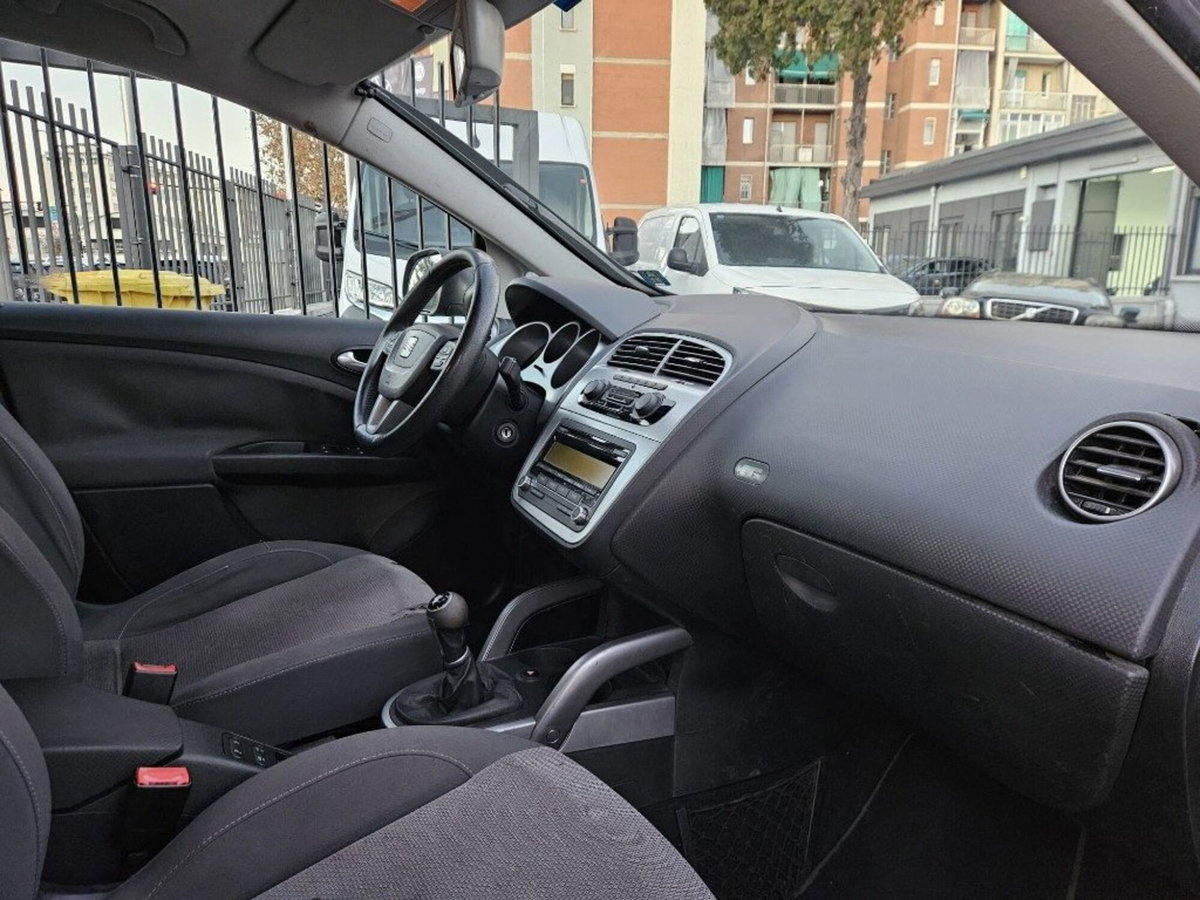 SEAT Altea 1.6 Style BI FUEL (8)