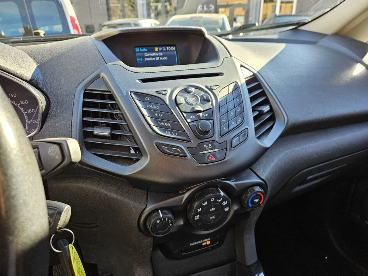 Ford EcoSport 1.5 TDCi 95 CV Titanium S (12)