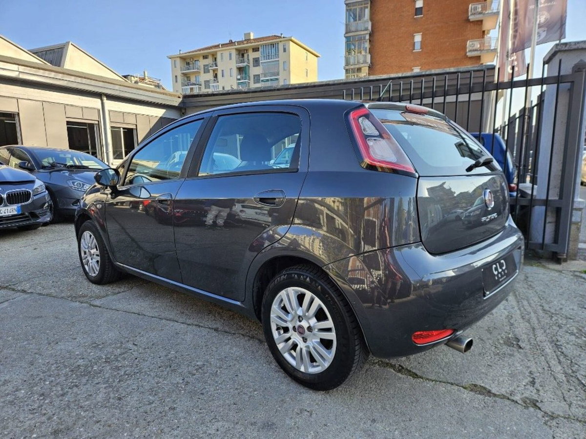 Fiat Punto 1.3 MJT II 75 CV 5 porte Lounge (5)