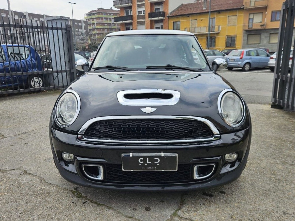 MINI Mini 1.6 16V Cooper S (2)