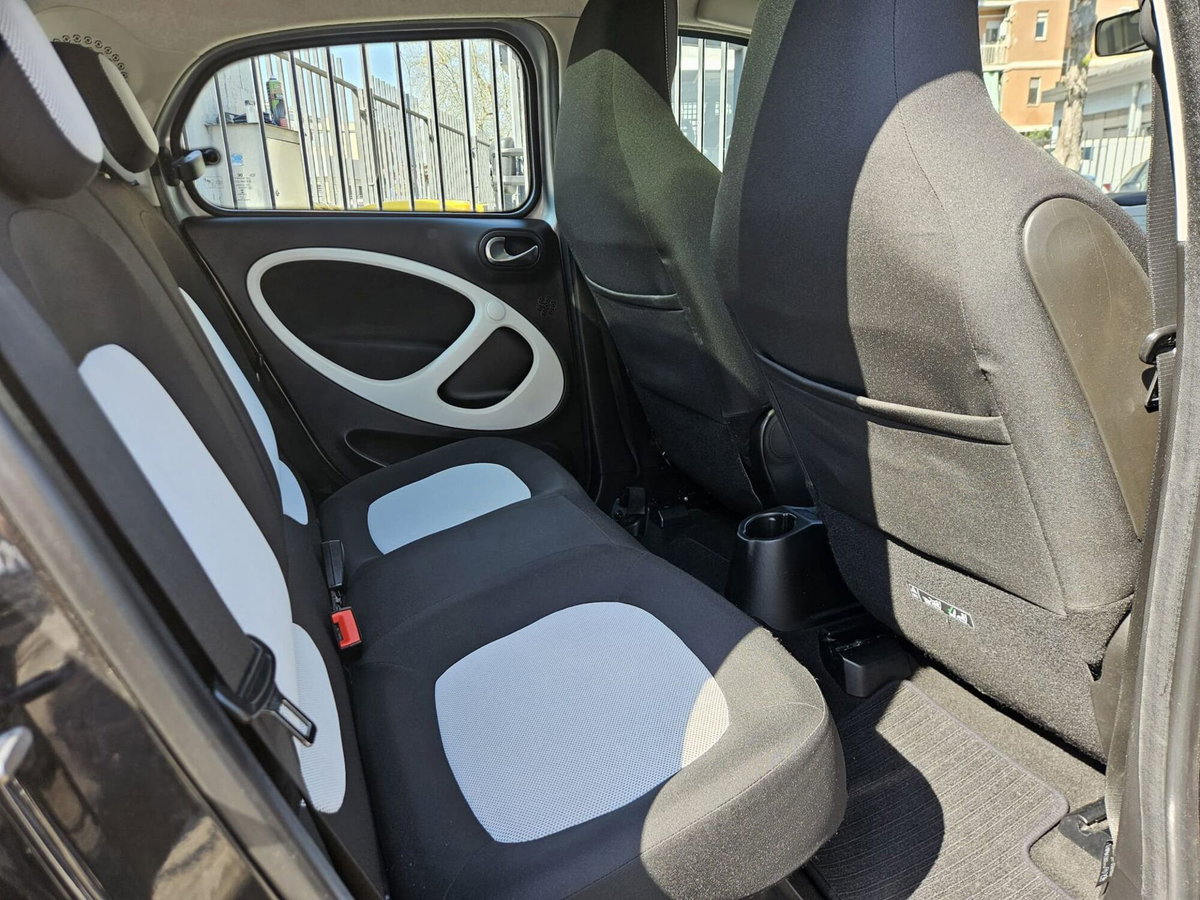 smart forfour forfour 70 1.0 Passion (12)