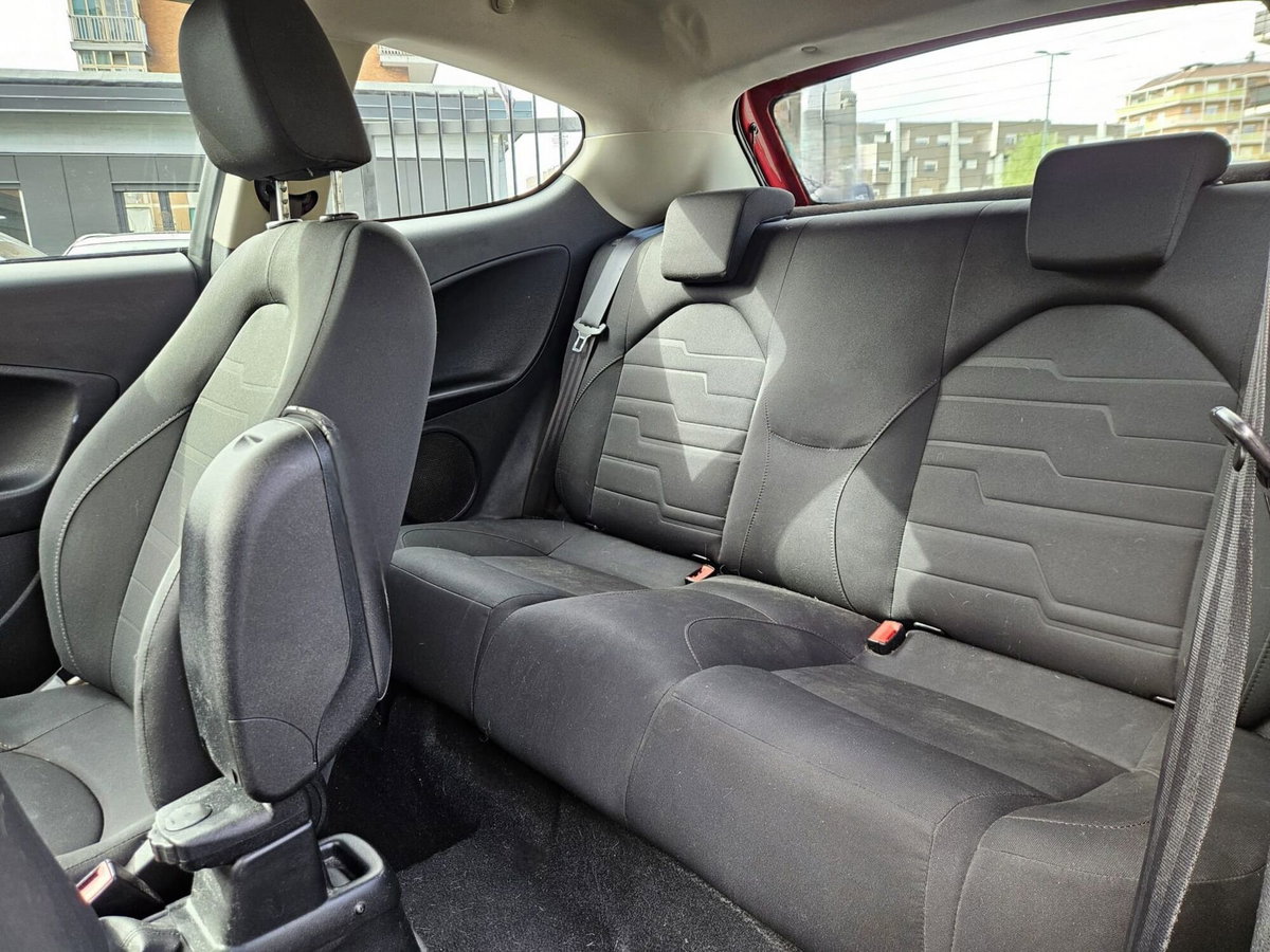 Alfa Romeo MiTo 0.9 T 85 CV TwinAir S&S Distinctive (9)