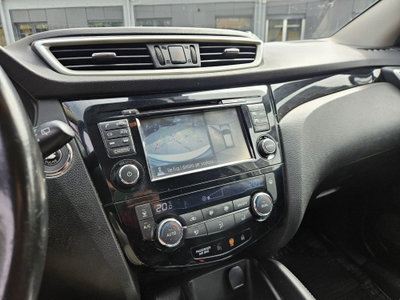 Nissan Qashqai 1.5 dCi N-Connecta (14)