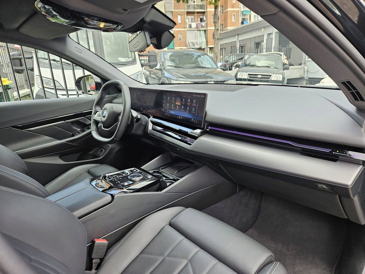BMW Serie 5 520d 48V sdrive auto (12)