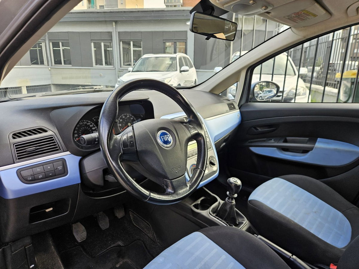 Fiat Grande Punto 1.2 5 porte Active (6)