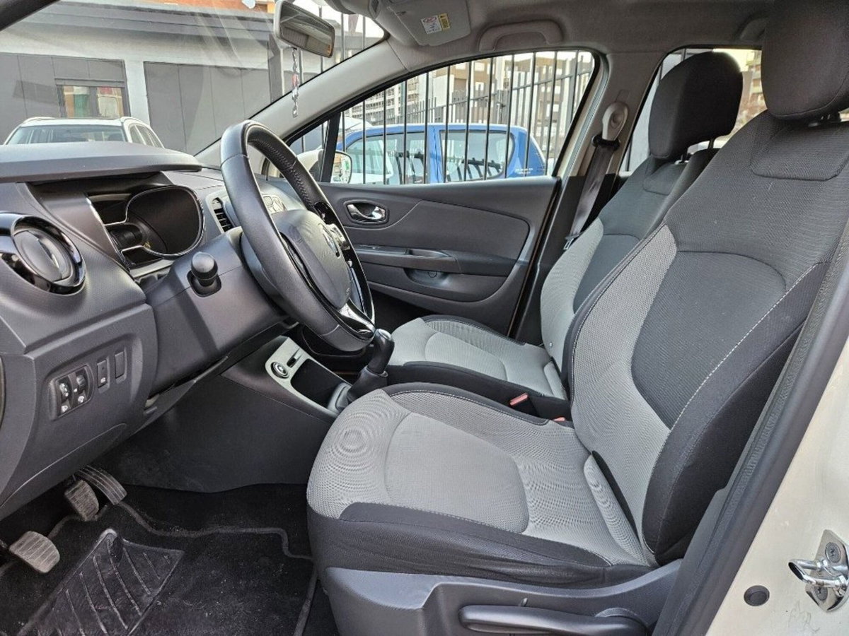 Renault Captur 1.5 dCi 8V 90 CV Start&Stop Energy R-Link (7)