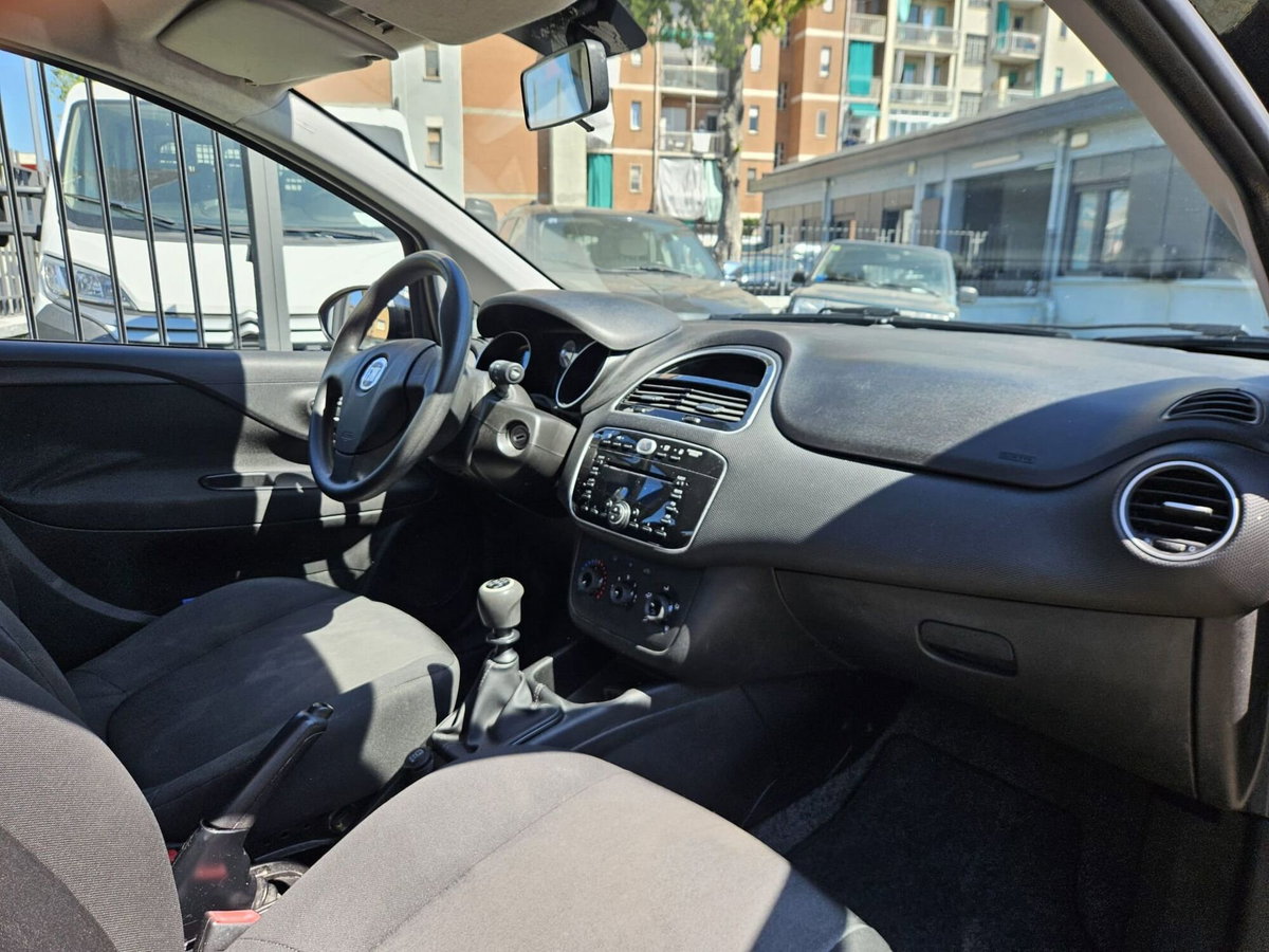 Fiat Punto 1.4 8V 5 porte Easypower Easy (7)