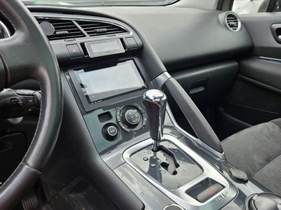 Peugeot 3008 2.0 HDi 163CV aut. Active (11)