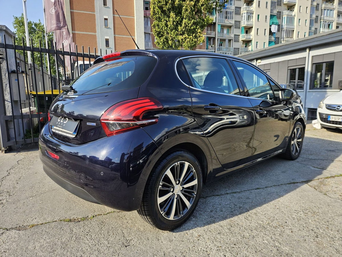 Peugeot 208 75 5 porte Allure (4)