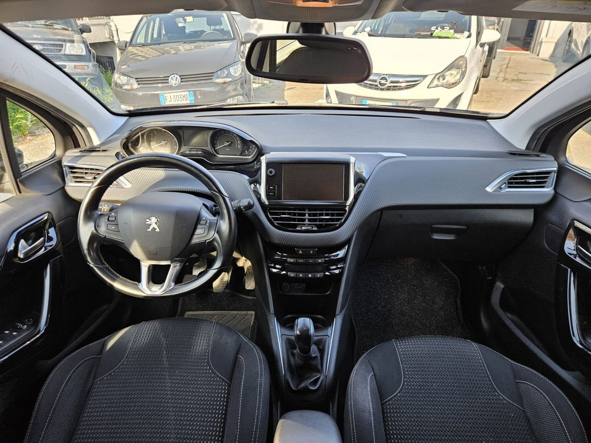 Peugeot 208 75 5 porte Allure (8)