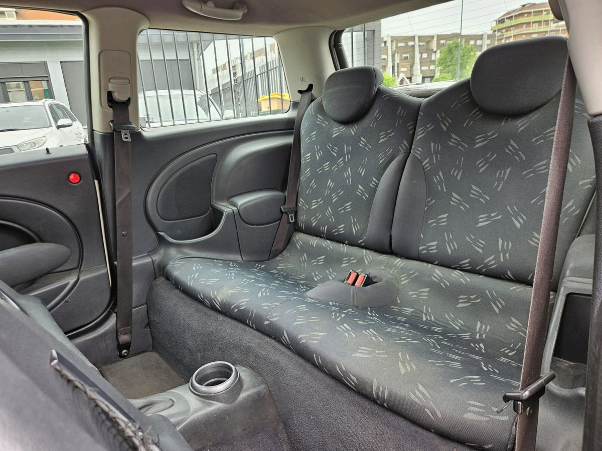MINI Mini 1.4 tdi One D (9)