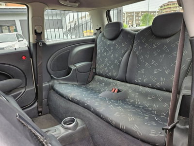 MINI Mini 1.4 tdi One D (9)
