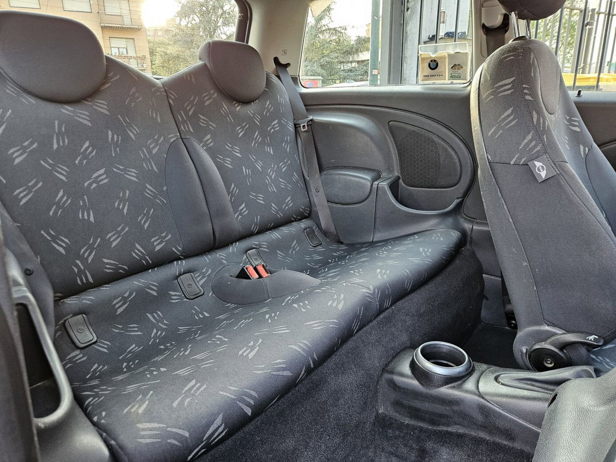 MINI Mini 1.6 16V One de luxe (11)
