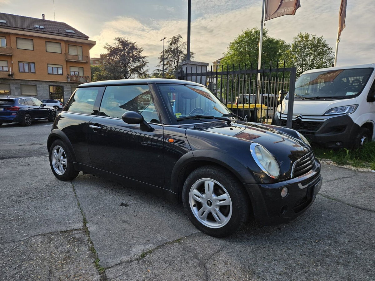 MINI Mini 1.6 16V One de luxe (2)