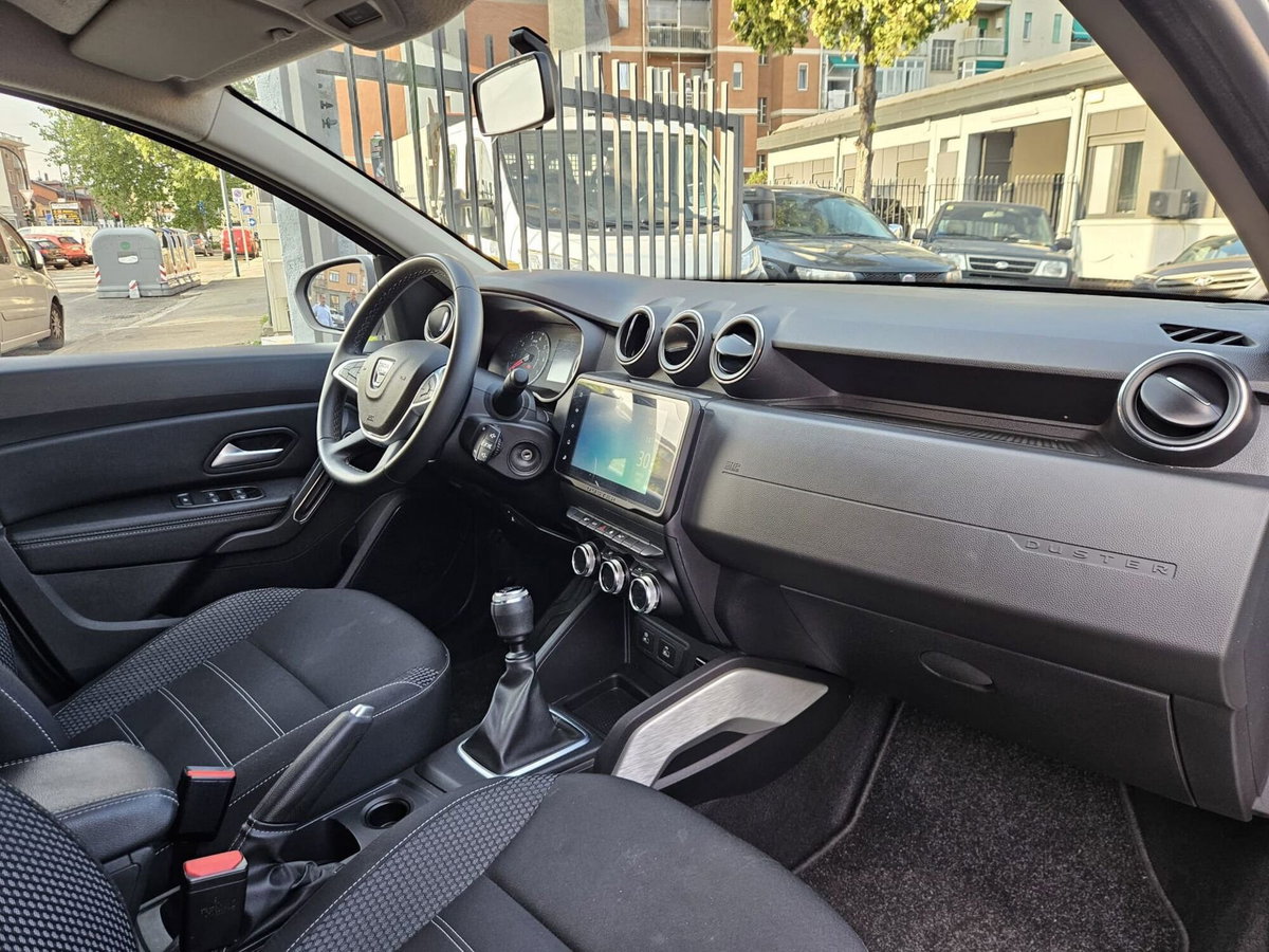 Dacia Duster 1.0 TCe 100 CV ECO-G 4x2 Prestige (17)