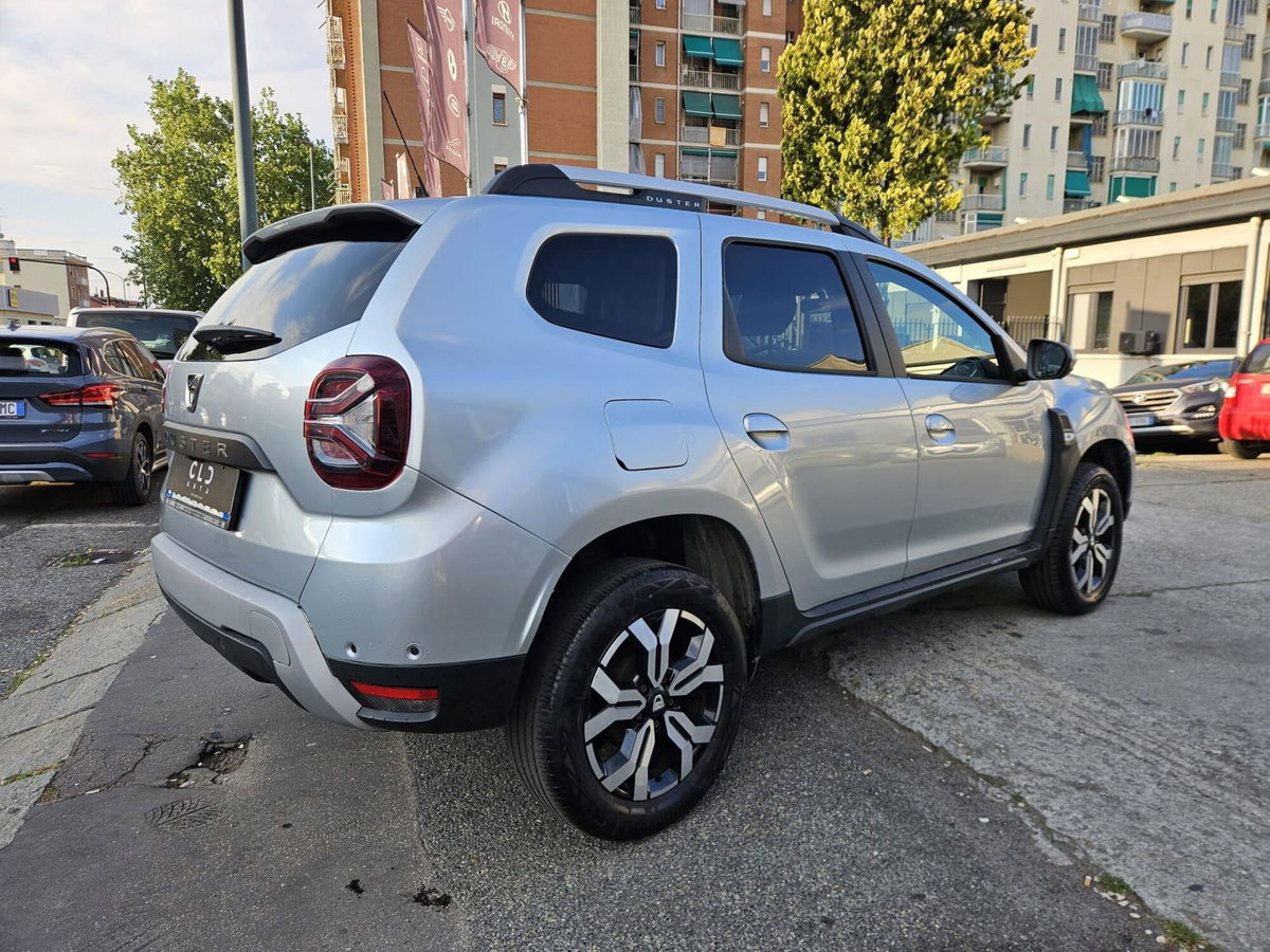 Dacia Duster 1.0 TCe 100 CV ECO-G 4x2 Prestige (4)