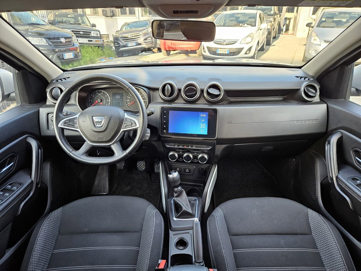 Dacia Duster 1.0 TCe 100 CV ECO-G 4x2 Prestige (9)