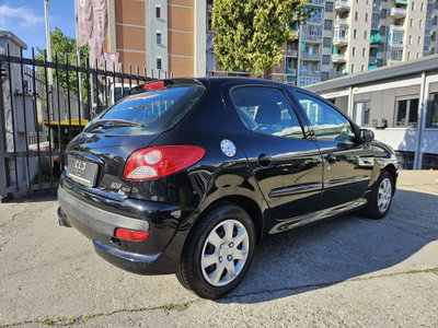 Peugeot 206 60CV 5p. Trendy ECO GPL (4)