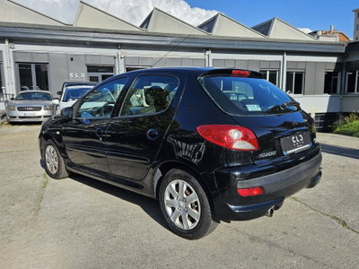 Peugeot 206 60CV 5p. Trendy ECO GPL (6)