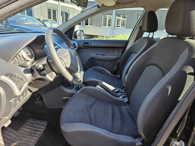 Peugeot 206 60CV 5p. Trendy ECO GPL (8)