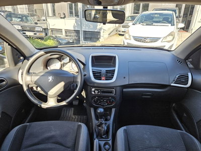 Peugeot 206 60CV 5p. Trendy ECO GPL (9)