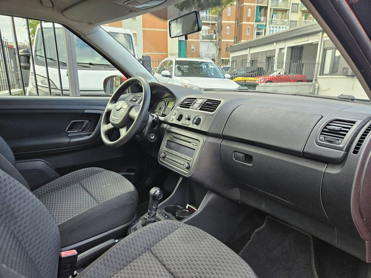 Skoda Fabia 1.2 TSI 105CV DSG 5p. Elegance (11)