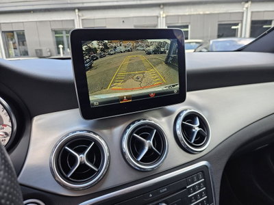 Mercedes-Benz GLA SUV 200 Premium (14)