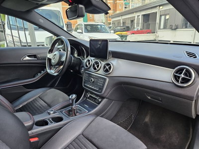Mercedes-Benz GLA SUV 200 Premium (17)