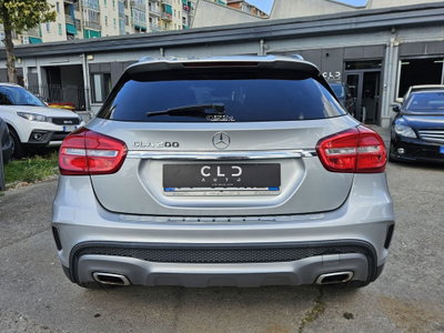 Mercedes-Benz GLA SUV 200 Premium (5)