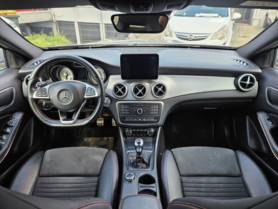 Mercedes-Benz GLA SUV 200 Premium (9)