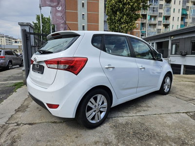 Hyundai ix20 1.4 90 CV Light (4)