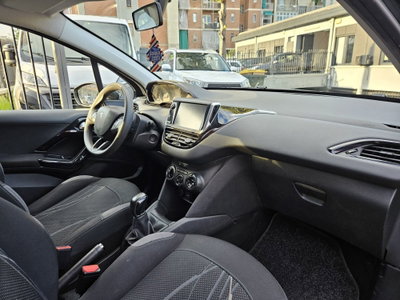 Peugeot 208 82 5 porte Allure (11)
