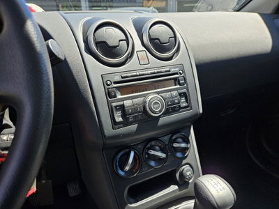 Nissan Qashqai 1.6 16V Acenta (13)