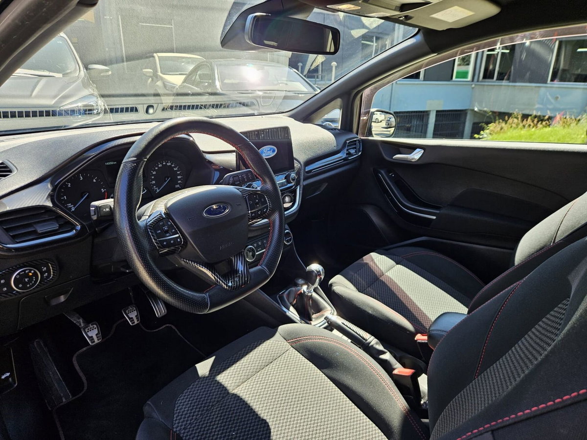 Ford Fiesta 1.5 EcoBlue 3 porte ST-Line (7)