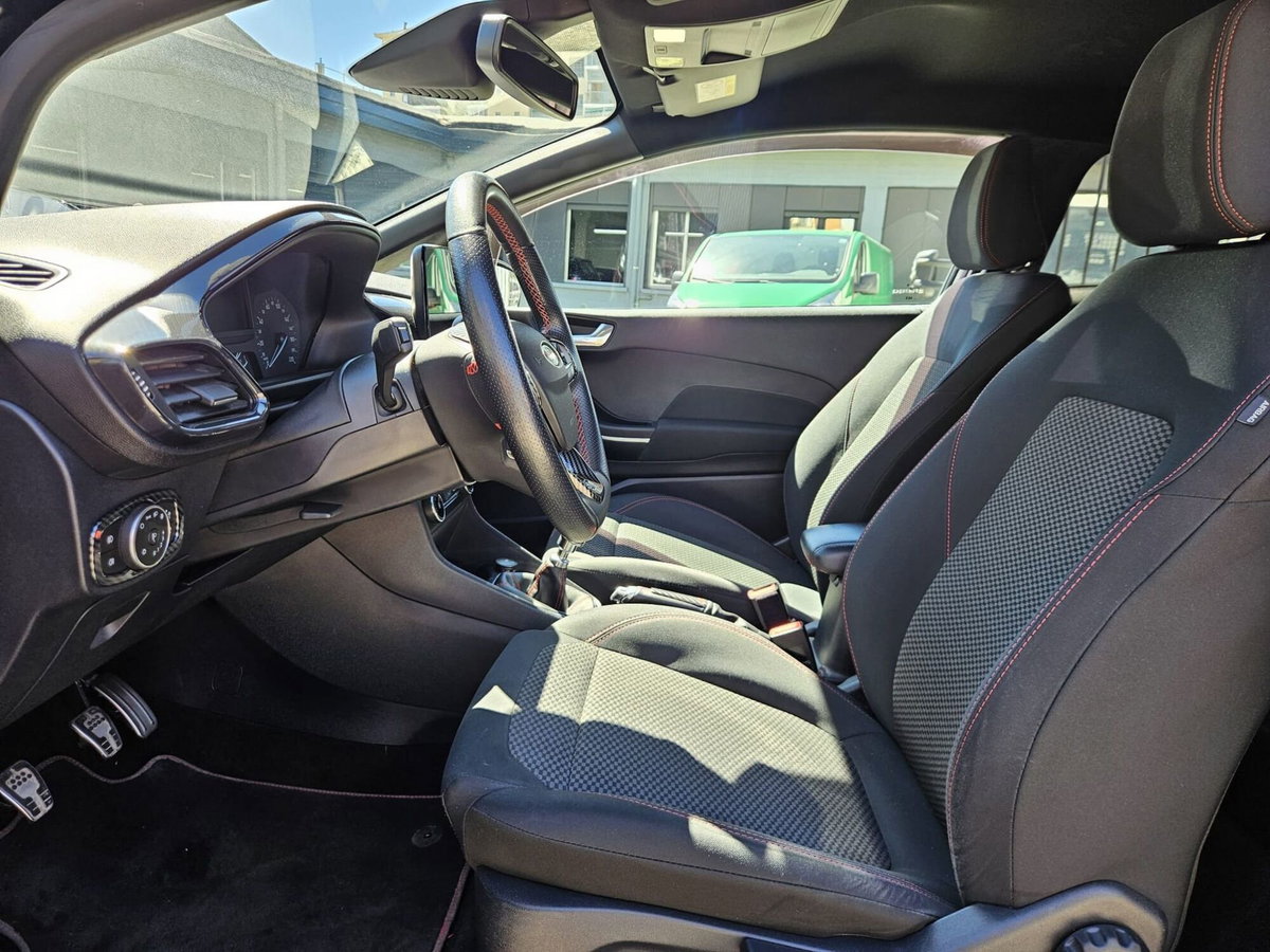 Ford Fiesta 1.5 EcoBlue 3 porte ST-Line (8)