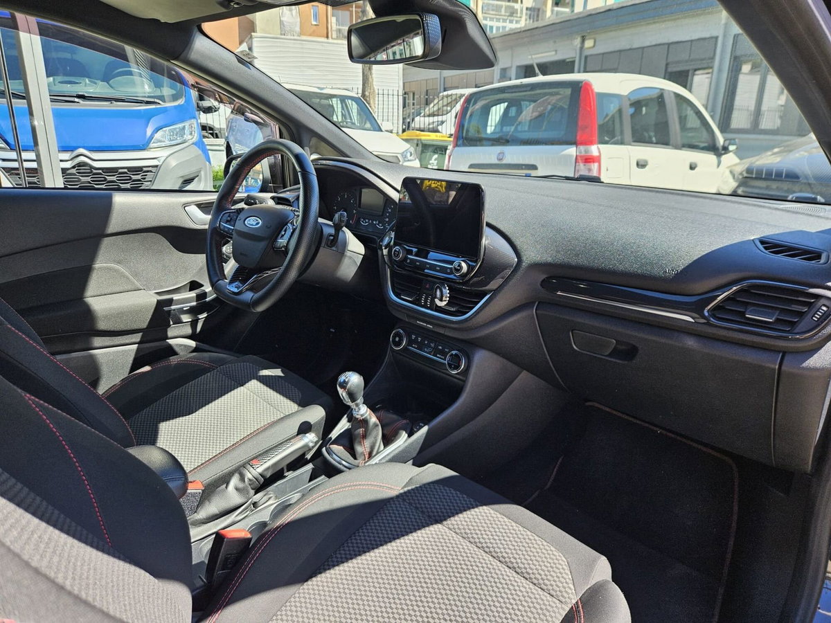 Ford Fiesta 1.5 EcoBlue 3 porte ST-Line (9)