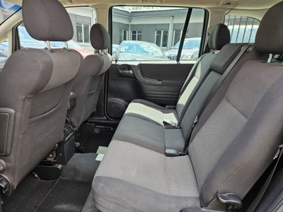 Opel Zafira 16V cat Elegance (16)