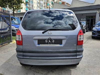 Opel Zafira 16V cat Elegance (5)