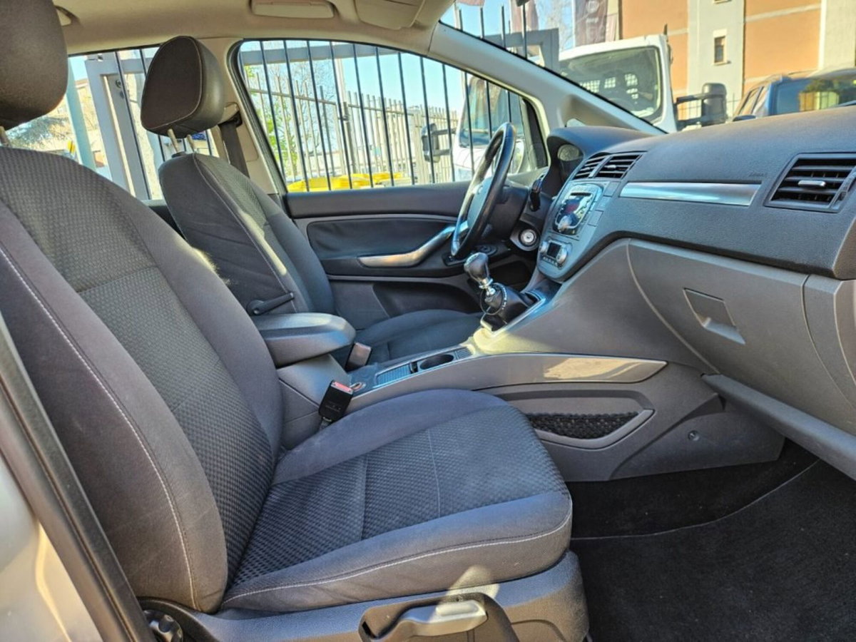 Ford C-Max 2.0 TDCi 136 CV Titanium DPF (12)