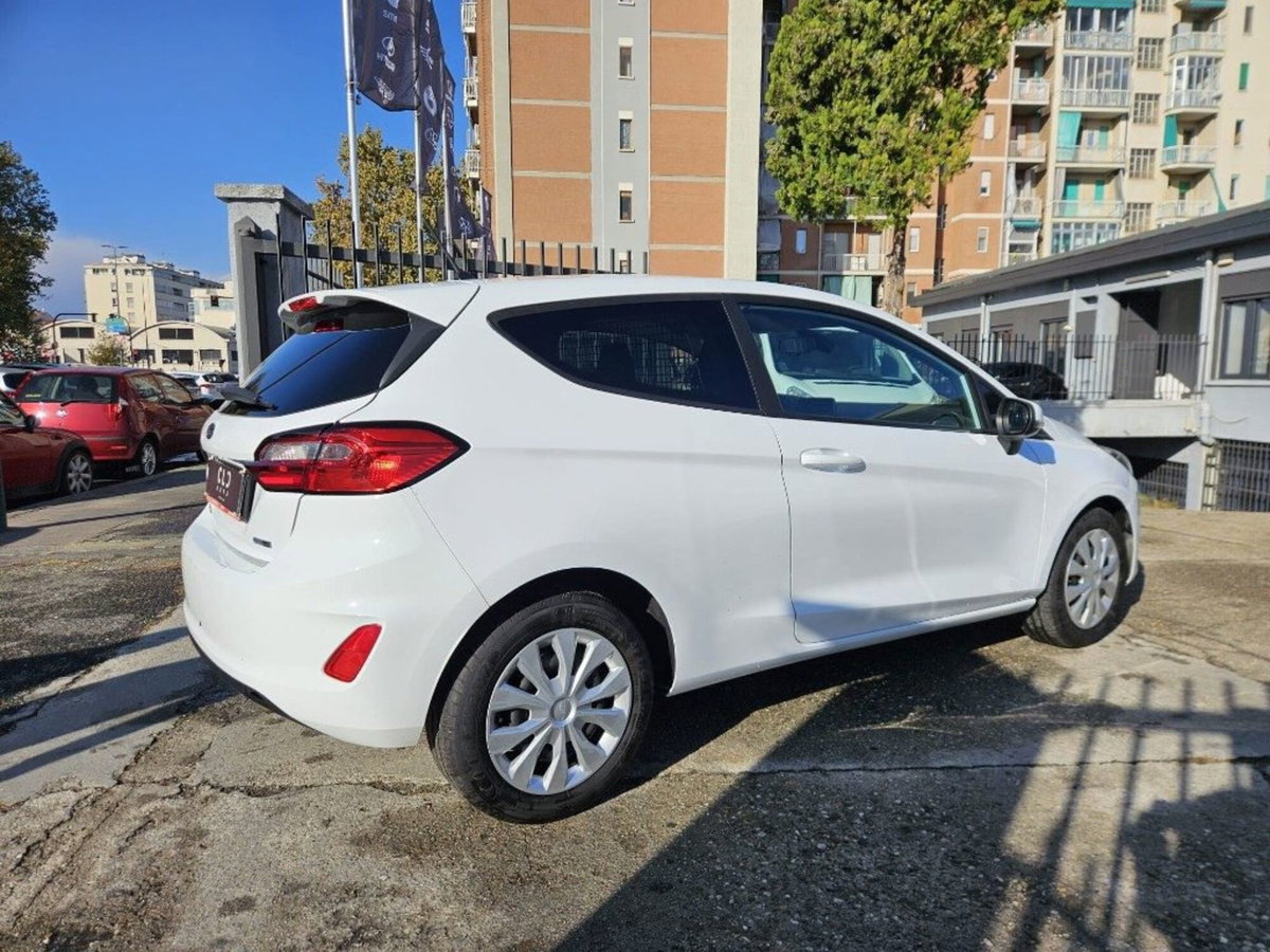 Ford Fiesta 1.0 EcoBoost Hybrid 125 CV 3 porte  Trend (4)