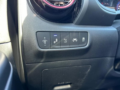 Hyundai Kona 1.6 CRDI 115 CV Exellence (16)