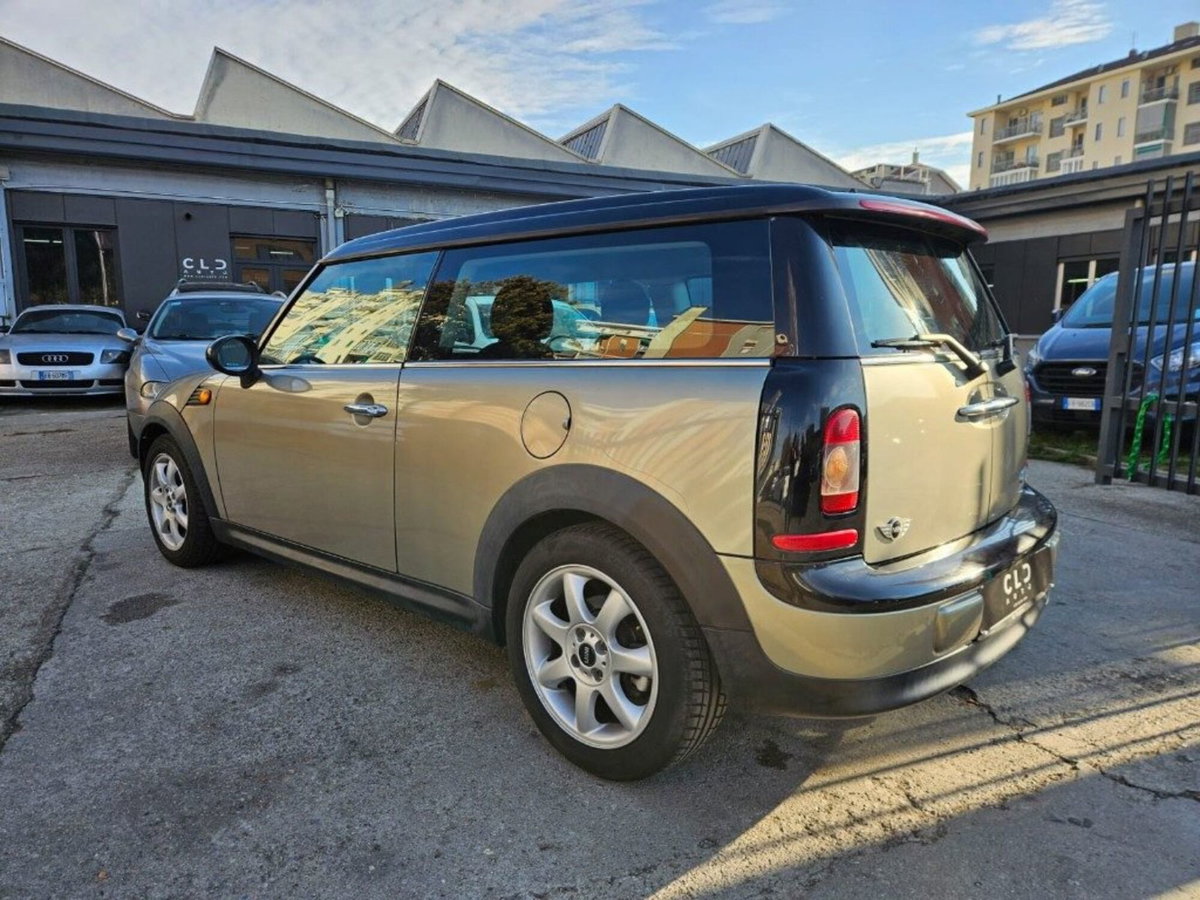 MINI Mini Clubman 1.6 16V Cooper D Clubman (5)